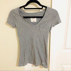 Size M kids v neck abercrombie&fitch  tee
